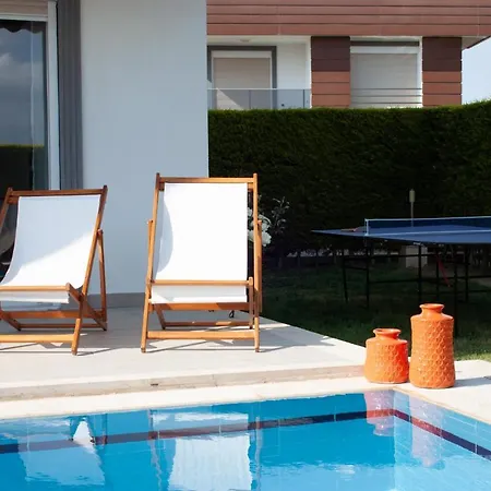 Vilă Gorgeous 5br 5ba With Private Pool Kusadası