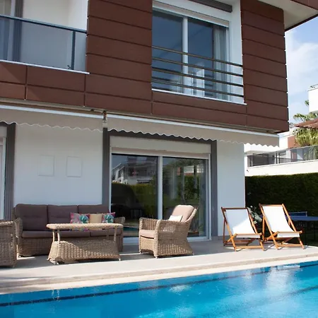 Gorgeous 5br 5ba With Private Pool * Kusadası
