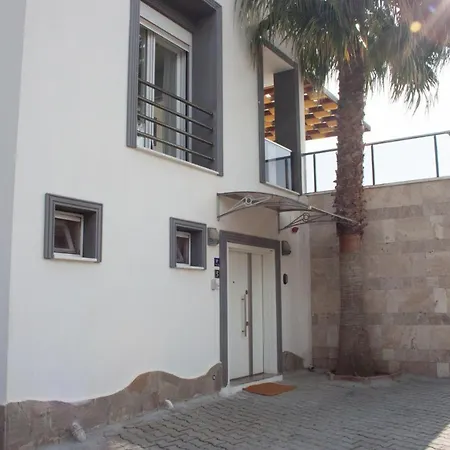 Gorgeous 5br 5ba With Private Pool *